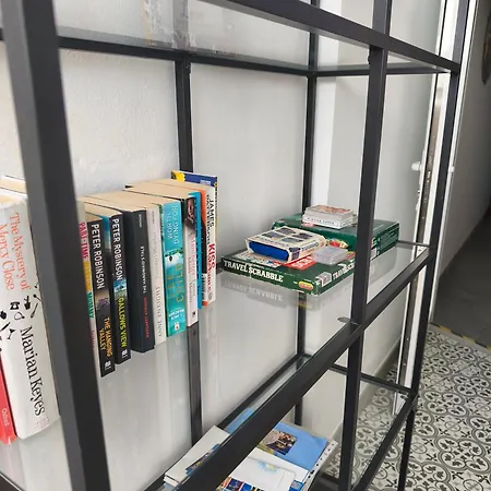 Center Flat Near The Natural Elements *