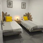 4p Playa Chica 2min Wifi Apartmán