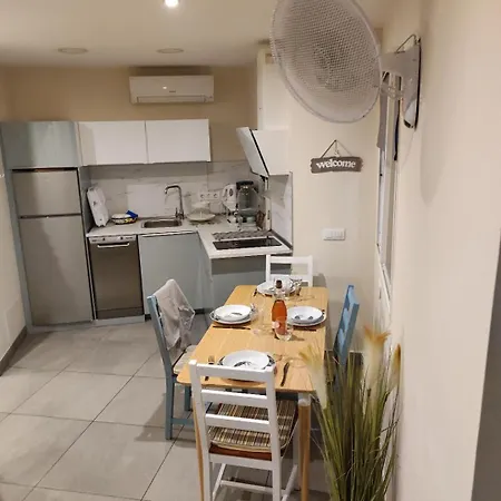 Center Flat Near The Natural Elements Puerto del Carmen (Lanzarote)