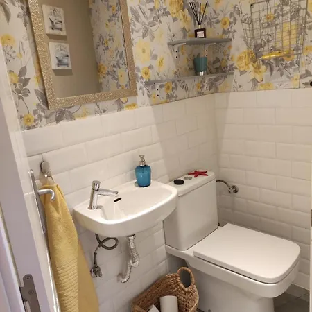 Apartment Center Flat Near The Natural Elements *